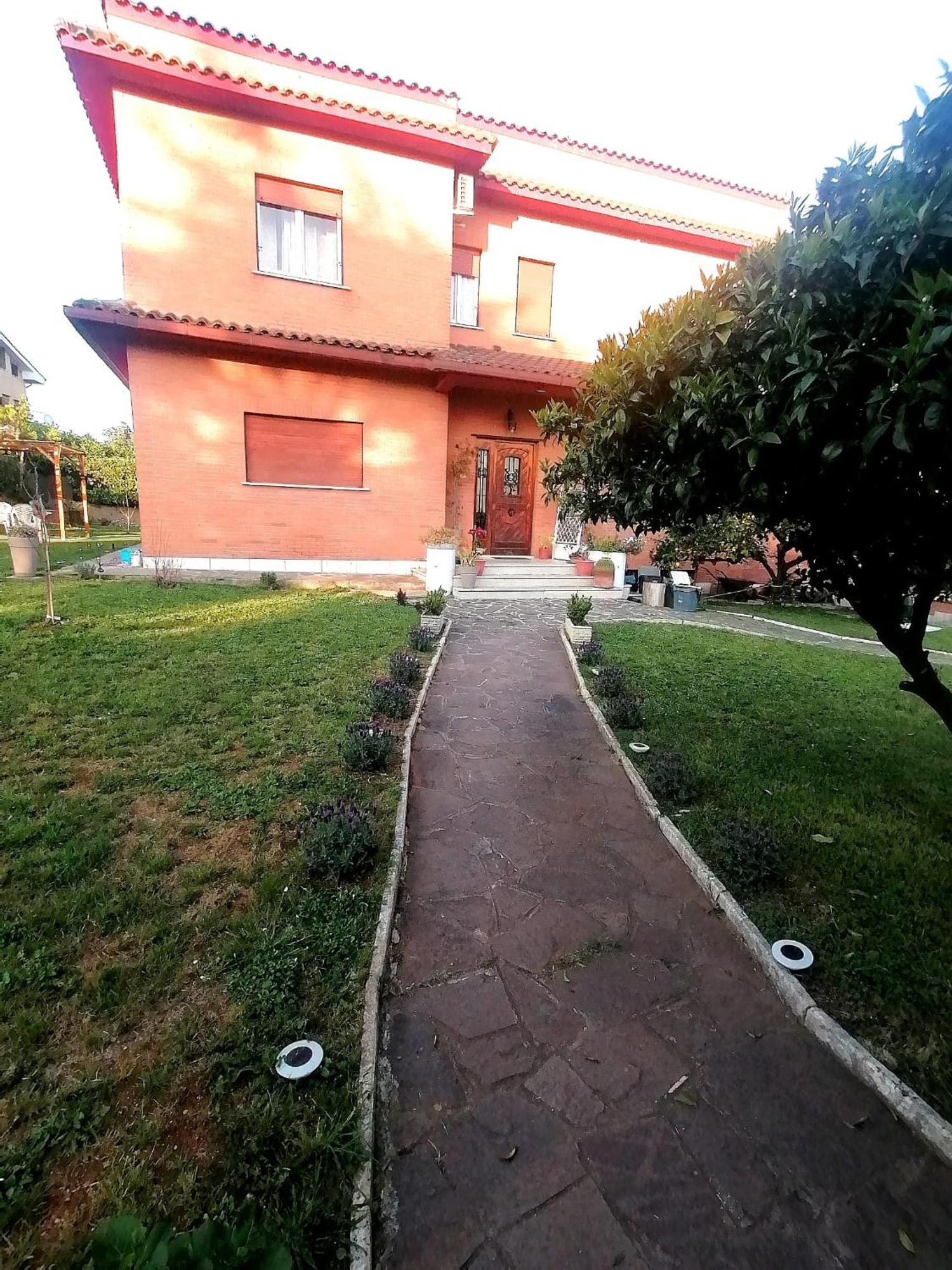 Da Piero E Gina Hotell Palidoro Exteriör bild